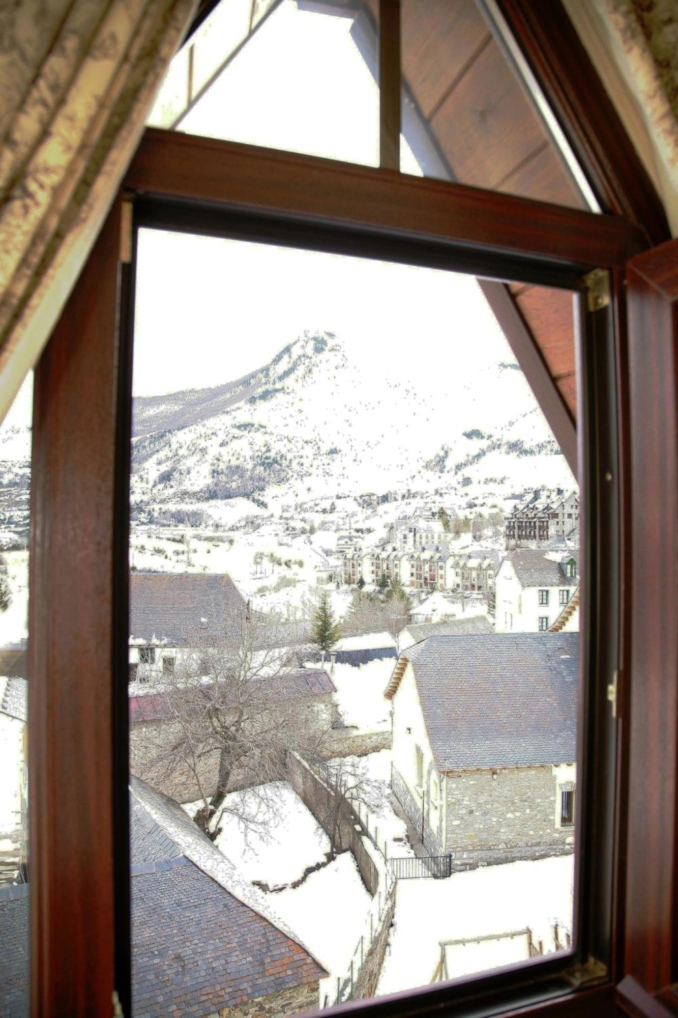 Hotel Almud Sallent de Gállego Room photo